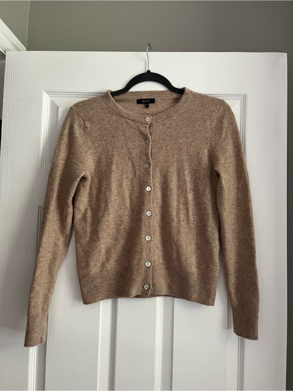 Quince Mongolian Cashmere Cardigan Sweater in Oatmeal Size Small *FLAWED*
